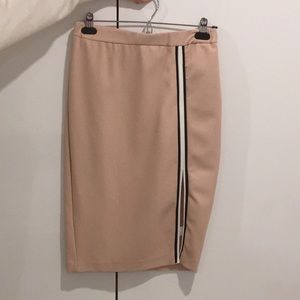 Slipped Midi Nude Skirt